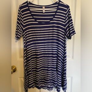 LuLaRoe perfect t